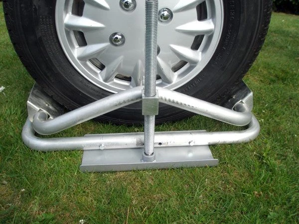 Milenco Aluminium Auffahrkeil 5 Milenco Aluminium Auffahrkeil – Bild 3